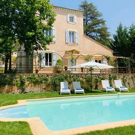 La Bastide De Bed & Breakfast